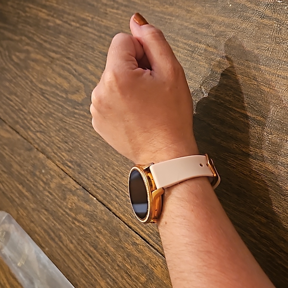 18mm Fossil silicone watch band in baby pink